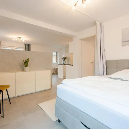 Apartment Bergstrasse 2 Pax Neu Parkplatz