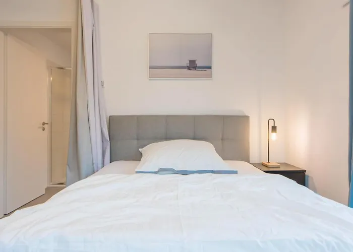 Bergstrasse 2 Pax Neu Parkplatz * Heppenheim (Bergstrasse)